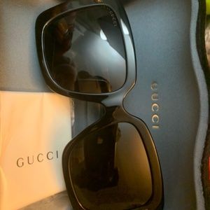 Gucci sunglasses (authentic)